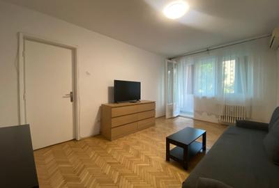Apartament cu 2 camere semidecomandat, mobilat în Dorobanți