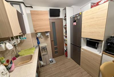 Apartament cu 2 camere semidecomandat în Vitan - 10