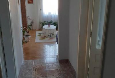 Apartament cu 4 camere decomandat în Vatra Dornei - 18
