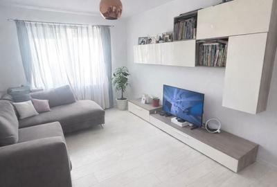 Apartament cu 2 camere decomandat în 5 Călărasi - 2