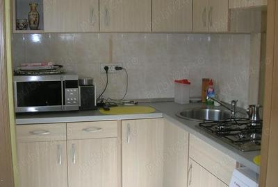 Garsonieră decomandată în Podgoria - 2