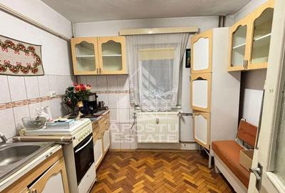 Apartament cu 2 camere in zona Modern , decomandat - 4