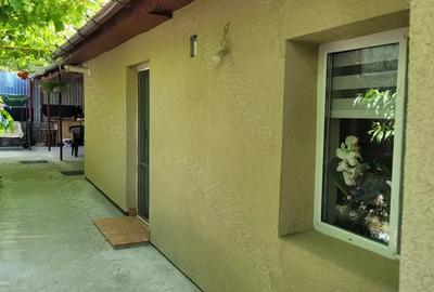 Vand casa foarte buna, str. Crisan - 2