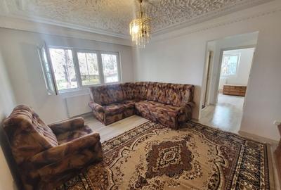 Apartament cu 2 camere semidecomandat, mobilat în Cornișa - 4