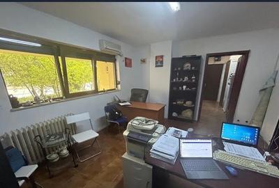 Garsonieră decomandată în Iancului