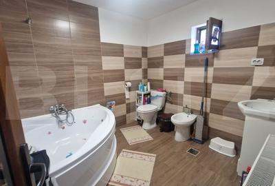 Casă individuală cu 5 camere cu Teren 2235 Mp în Feldioara - 8