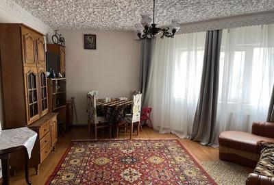 Apartament cu 3 camere semidecomandat în Central - 6