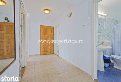 Apartament cu 4 camere în Central - 11