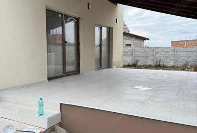 Casa noua cu teren de 500 mp lux, confort ?i spa?iu in Bucova?! - 2