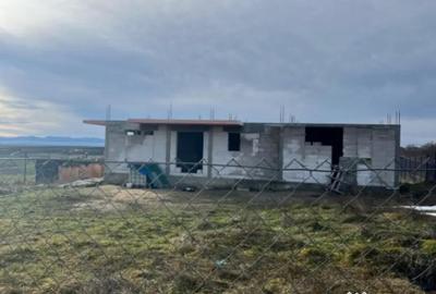 Casă cu 3 camere cu Teren 926 Mp în Central - 4