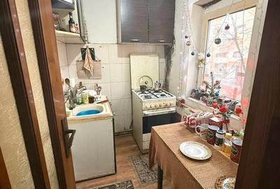 Garsonieră decomandată în Comuna din Paris - 4