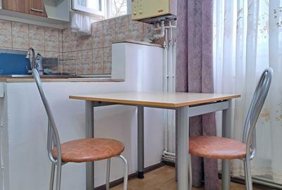 Apartament cu 2 camere semidecomandat în Decebal - 3