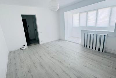 Apartament cu 3 camere semidecomandat în Titan