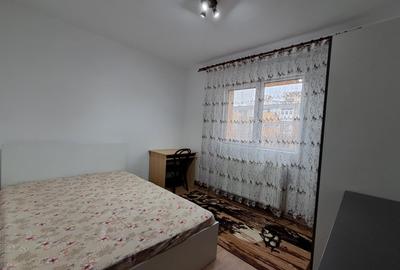 Ap.2 cam 57 mp dec. Renovat et.3,2 balcoane, Aleea Barsei Marasti - 2