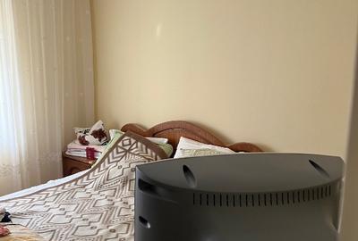 Apartament cu 2 camere decomandat, mobilat în C5 - 2