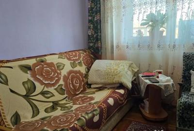 Apartament cu 3 camere decomandat în Minerul - 2