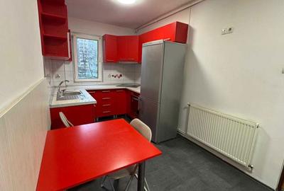 Apartament cu 3 camere semidecomandat în Central - 8