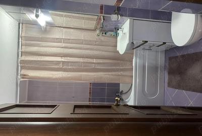 Inchiriez apartament micro V - 2