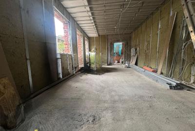 Casă cu 5 camere cu Canalizare în Dorobanți - 2