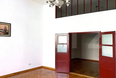 Apartament cu 4 camere decomandat în Central - 7