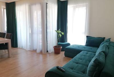 Apartament cu 3 camere decomandat, mobilat în Tomis Nord