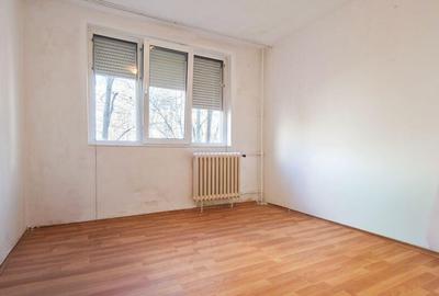 Apartament cu 3 camere decomandat în Drumul Taberei - 12