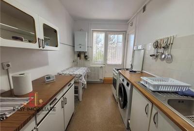 Apartament 3 camere , Decomandat , 500m de UMF - 4