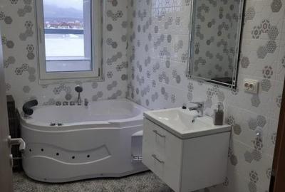 Apartament cu 2 camere decomandat în Petru Rareș - 2