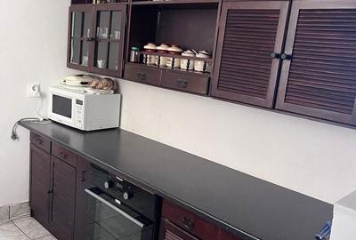 Apartament cu 3 camere decomandat în Central - 2