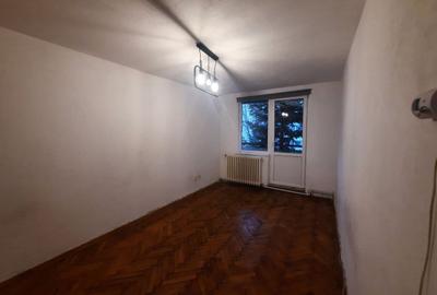 Apt 2 camere, etaj 1, decomandat, 50 mp, in zona Precista, Cod 160693 - 2