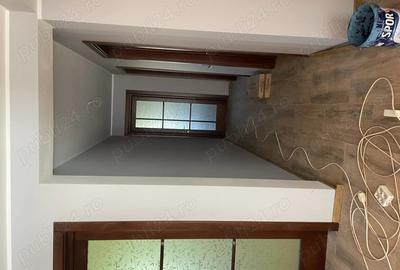 Casă cu 5 camere cu Teren 2000 Mp în Ciritei - 2