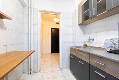 Apartament cu 3 camere în 1 Mai - 8