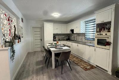 Apartament cu 2 camere decomandat în Horia - 2