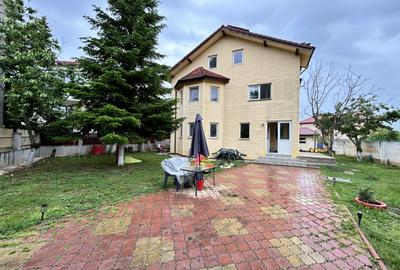Casă individuală cu 7 camere cu Canalizare în Central - 2