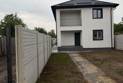 Casă cu 4 camere în Domnești - 2