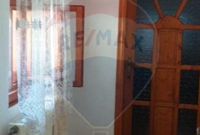 Casa / Vila cu 2 camere de vanzare - 3
