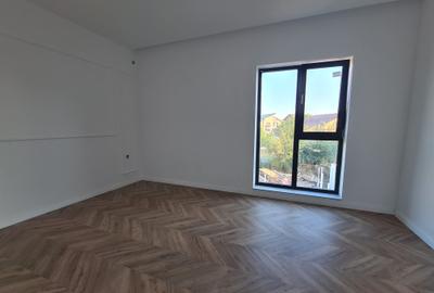 Otopeni-Casa in Triplex - 8