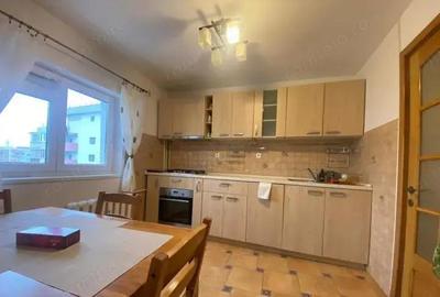 Apartament 3 camere zona 13 Septembrie - 4