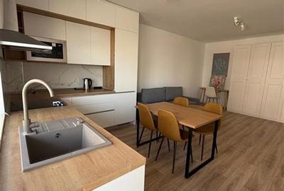 Apartament cu 2 camere decomandat în Tractorul - 13