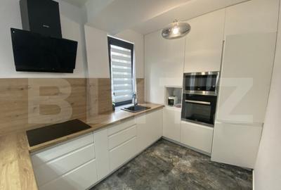 Apartament cu 3 camere, in suprafata de 110 mp, decomandat z - 11