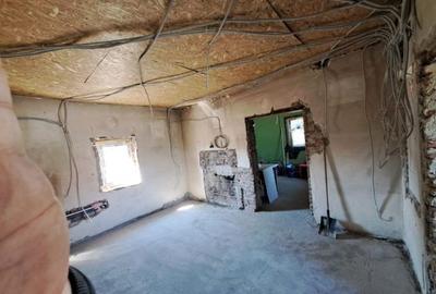 Casă cu 3 camere cu Teren 2600 Mp în Bârsău Mare - 2