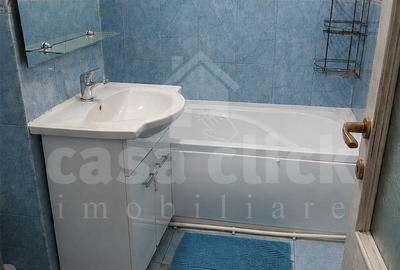 Apartament cu 2 camere decomandat, mobilat în Micro 20 - 10