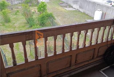 Casă cu 3 camere decomandat cu Teren 1378 Mp în Costești - 12