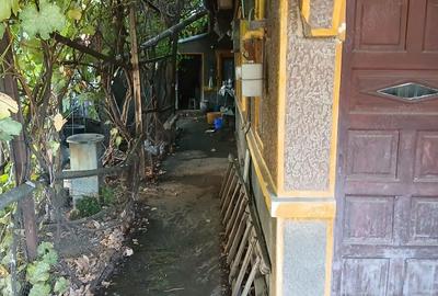 Casă cu 5 camere cu Teren 280 Mp în Antiaeriană - 3