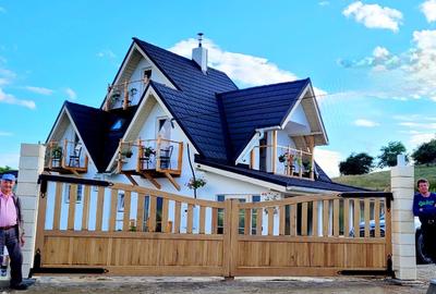 Casă individuală cu 5 camere cu Teren 3400 Mp în Peștera - 14