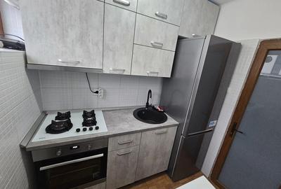 Vand Garsoniera Str Traian Pitesti - 6