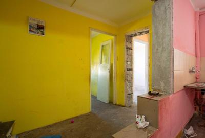 Apartament cu 2 camere decomandat în Valenta - 6