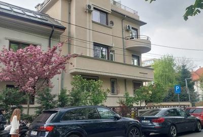 Apartament cu 5 camere decomandat în Kiseleff - 15