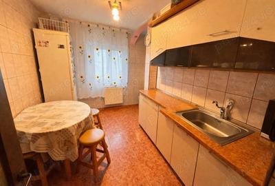 Apartament cu 3 camere decomandat în Central - 9