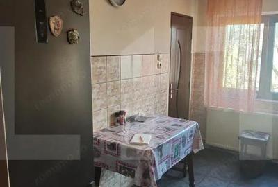 Apartament cu 4 camere decomandat în Miorița - 4